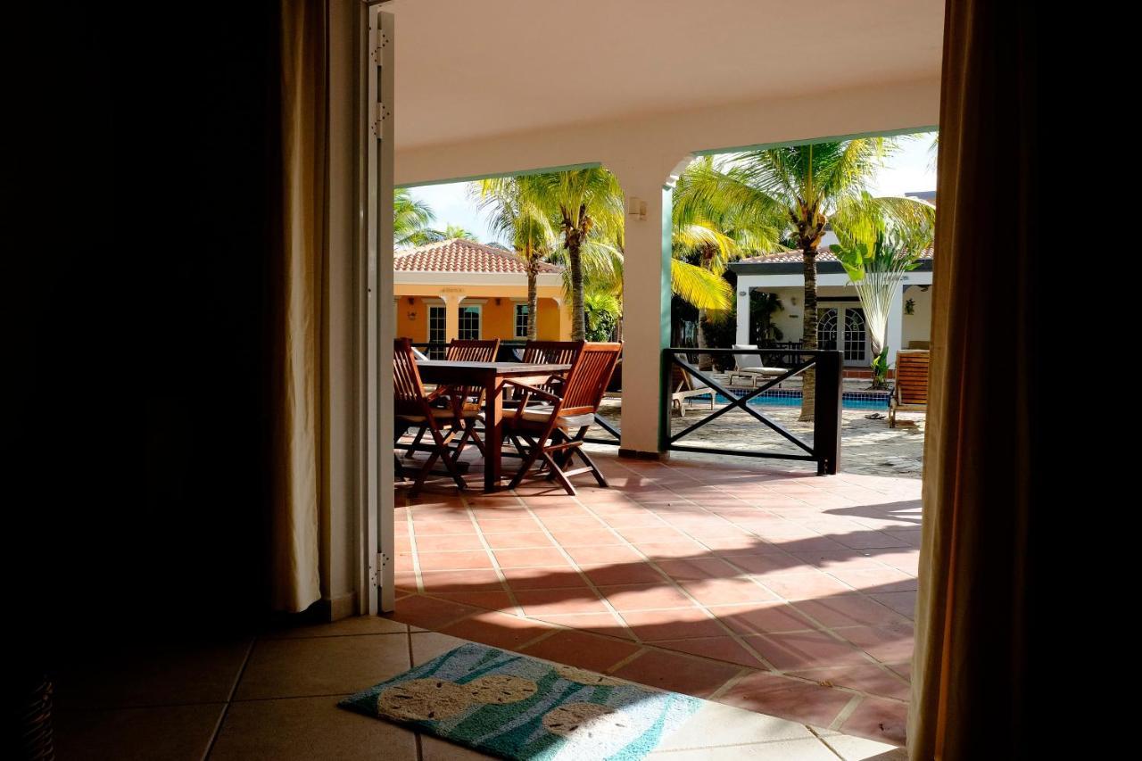Villa Olivia Poolside Playa Exterior photo